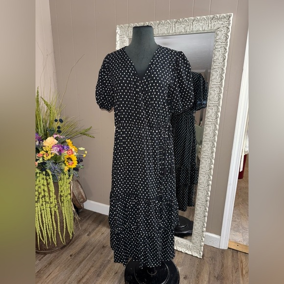 Knox Rose • Midi Wrap Dress - Picture 7 of 12